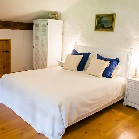 Bed & Breakfast Imagine *